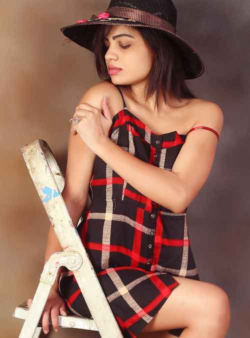 Girl 12